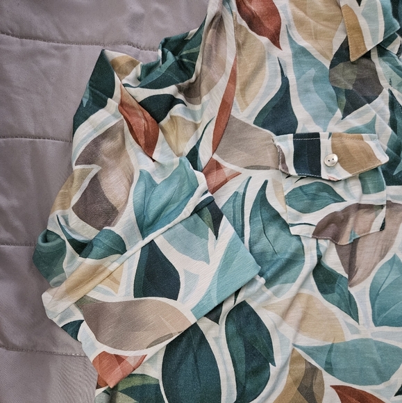 Alfred Dunner Colorful Leaf Print Button-Up Shirt Size 3X - Picture 2 of 8